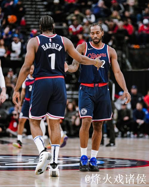 哈登23+8快船虐76人5连胜 步行者送奇才11连败 哈登23+8快船虐76人5连胜 步行者送奇才11连败